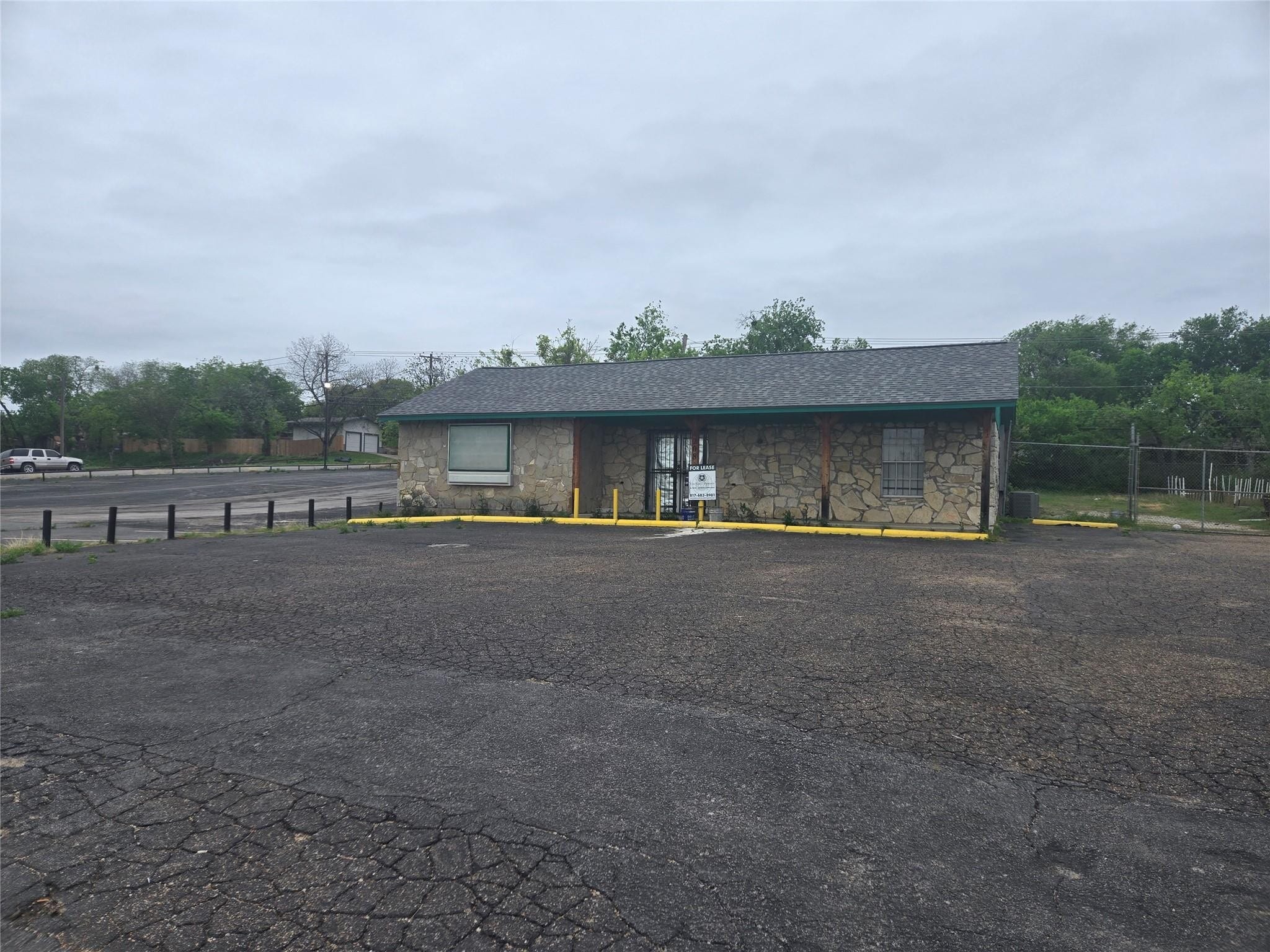 4208 Benbrook Hwy, Fort Worth, TX à louer Photo principale- Image 1 de 23