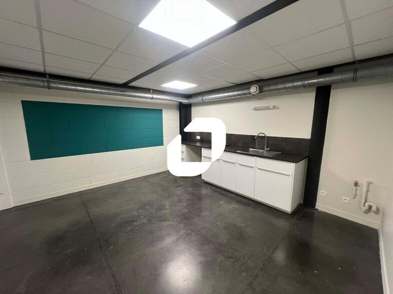 122 Rue De Tourcoing, Roubaix à vendre - Photo intérieure - Image 3 de 27