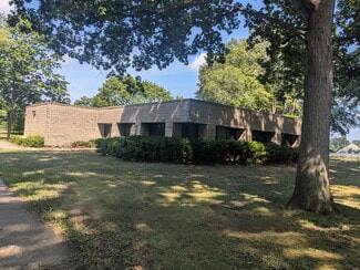 More details for 2526 Bypass Rd, Elkhart, IN - Office for Lease