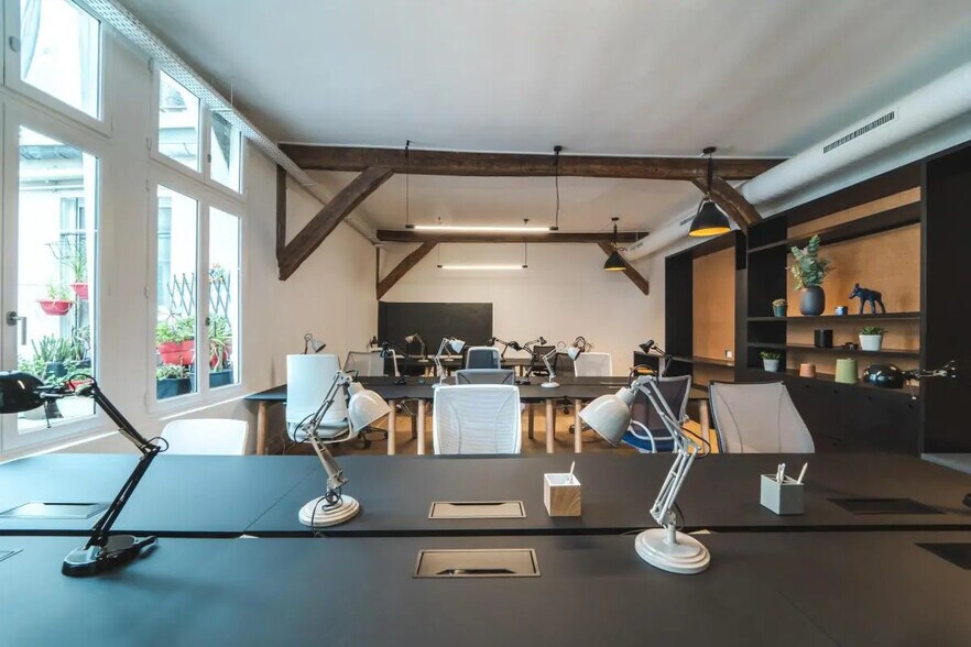 6 Rue De Lancry, Paris for lease - Interior Photo - Image 3 of 9