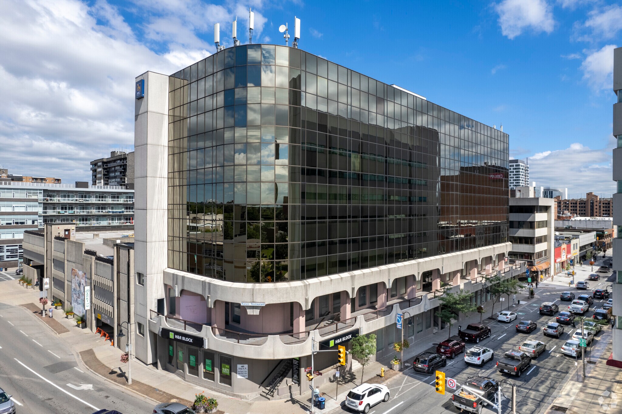 40 King St W, Oshawa, ON à vendre Photo principale- Image 1 de 1