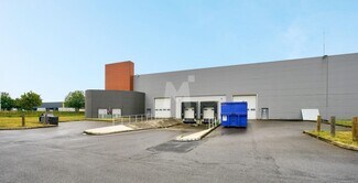 Plus de détails pour Avenue Marguerite Perey, Lieusaint - Local d'activités à louer
