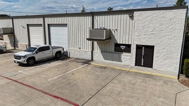 25275 Budde Rd, Spring, TX for lease Building Photo- Image 2 of 7