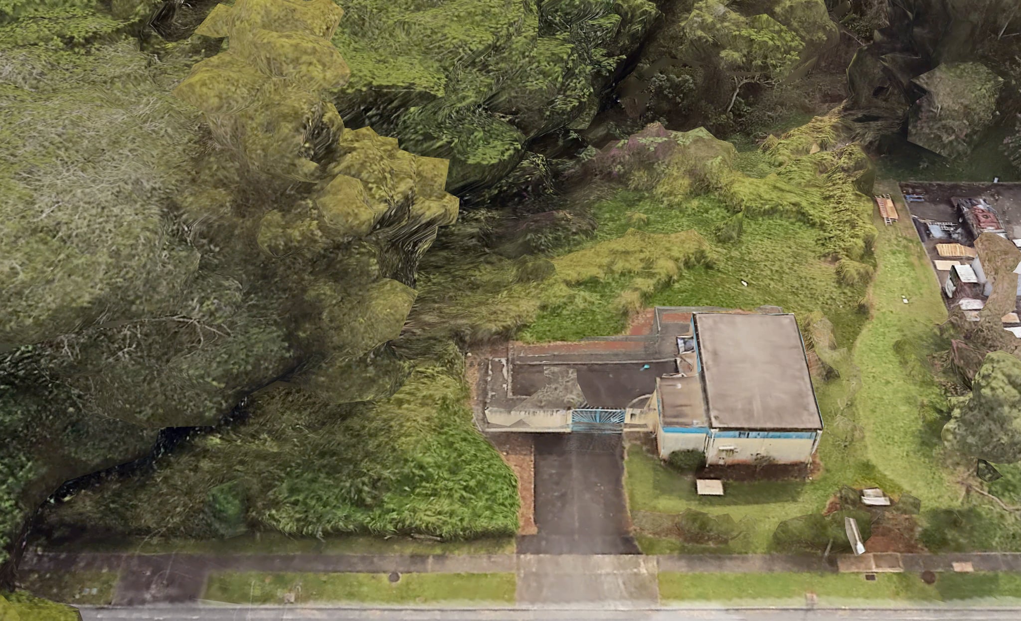 671 Kahelu Ave, Mililani, HI for sale Primary Photo- Image 1 of 3