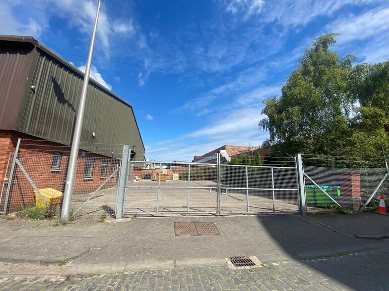 26 Dunedin St, Edinburgh for lease - Building Photo - Image 3 of 4