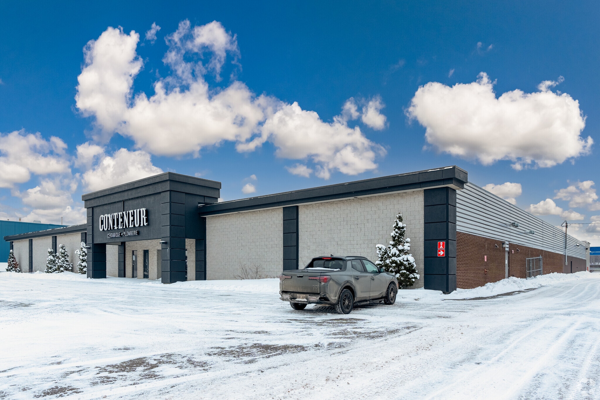 420 Av Taniata, Lévis, QC for sale Primary Photo- Image 1 of 6