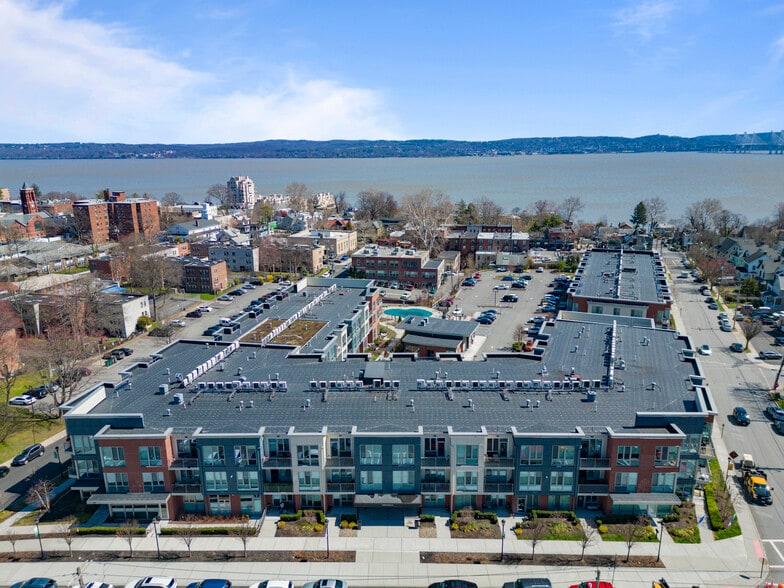 75 S Franklin St, Nyack, NY for lease - Building Photo - Image 2 of 14