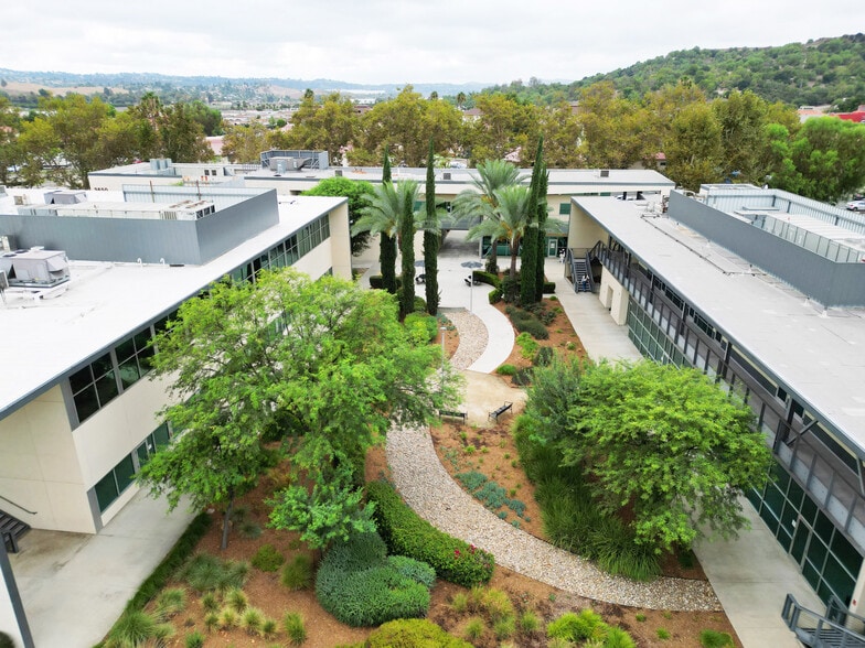 3670 W Temple Ave, Pomona, CA for lease - Building Photo - Image 3 of 14