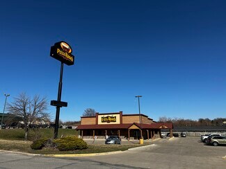 Plus de détails pour 1500 W 18th St S, Newton, IA - Commerce de détail à vendre