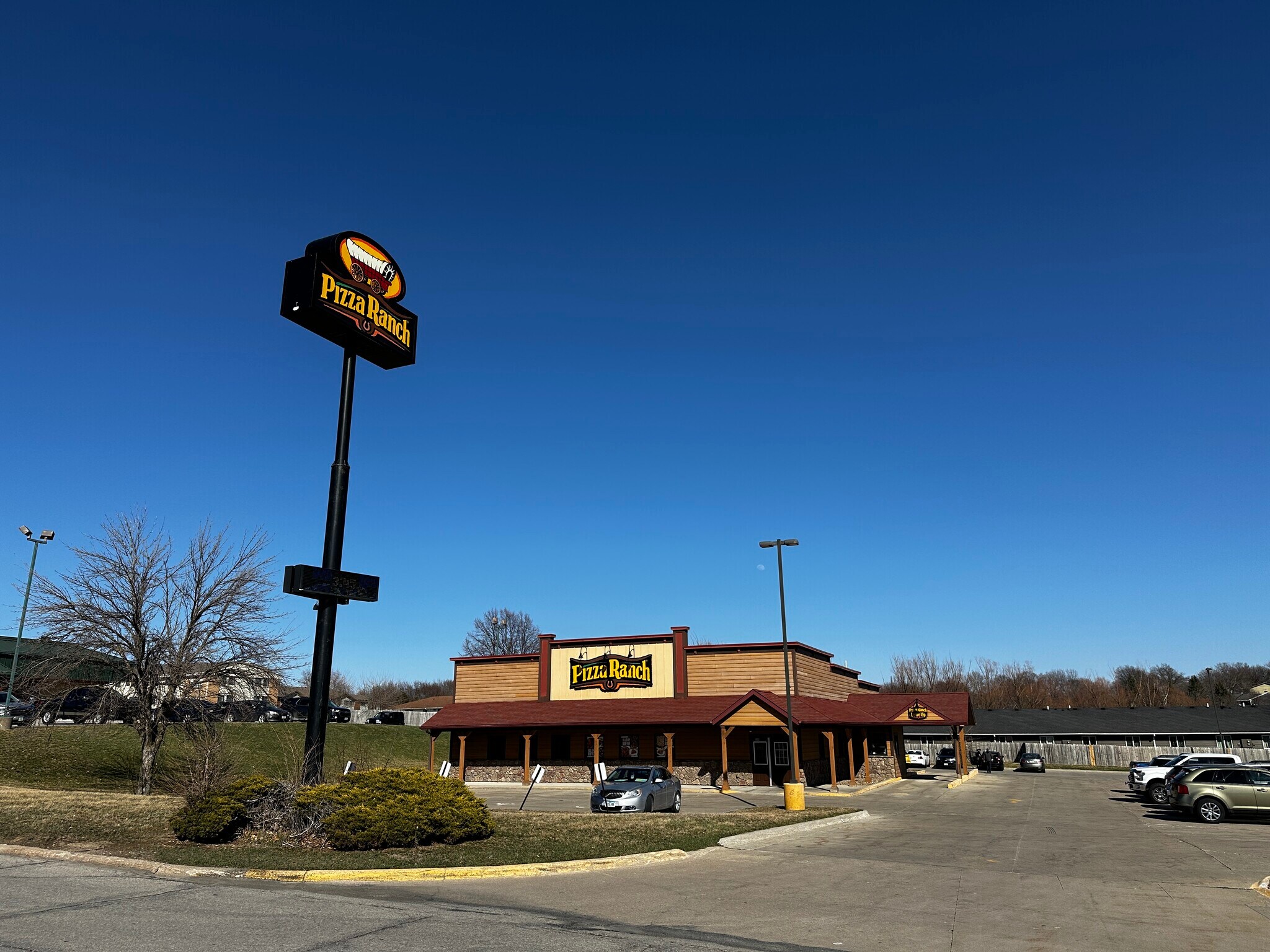 1500 W 18th St S, Newton, IA à vendre Photo principale- Image 1 de 6