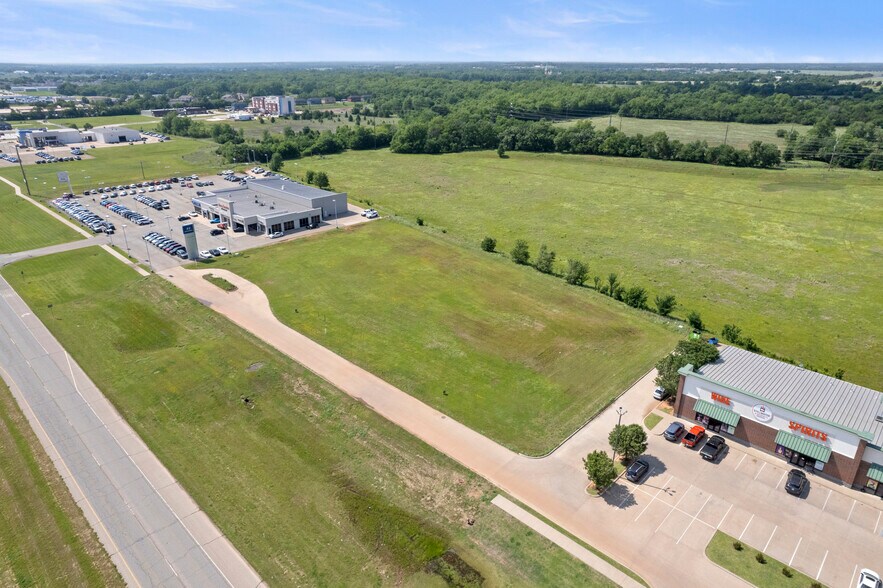 4010 W 6th Ave, Stillwater, OK for sale - Aerial - Image 3 of 17