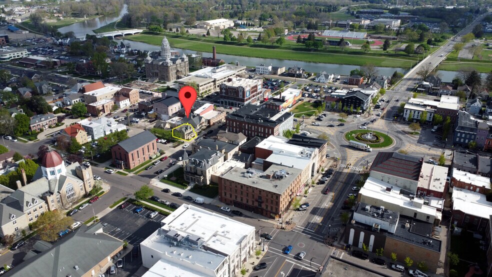 16 Cherry, Troy, OH à louer - Photo du bâtiment - Image 2 de 3