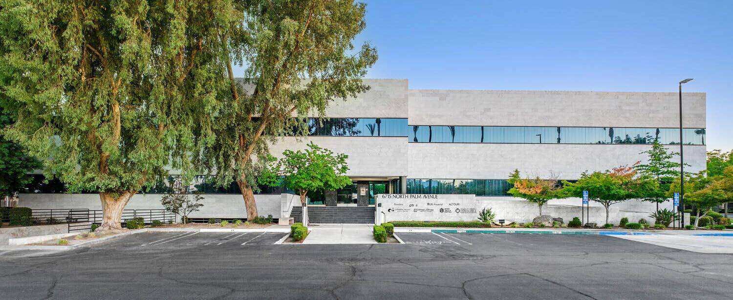 6715 N Palm Ave, Fresno, CA for lease Building Photo- Image 1 of 9