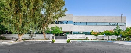 6715 N Palm Ave, Fresno, CA for lease Building Photo- Image 1 of 9