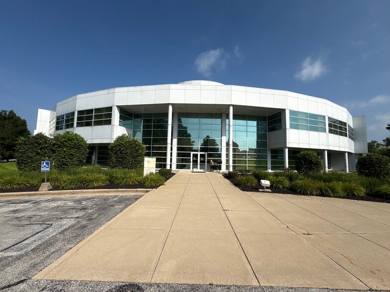 2800 Duncan Rd, Lafayette, IN à louer - Photo du bâtiment - Image 2 de 38