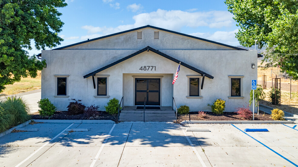 48771 W Valley Blvd, Tehachapi, CA à vendre - Photo principale - Image 1 de 38