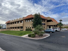 6390 E Broadway Blvd, Tucson, AZ for lease Building Photo- Image 2 of 38