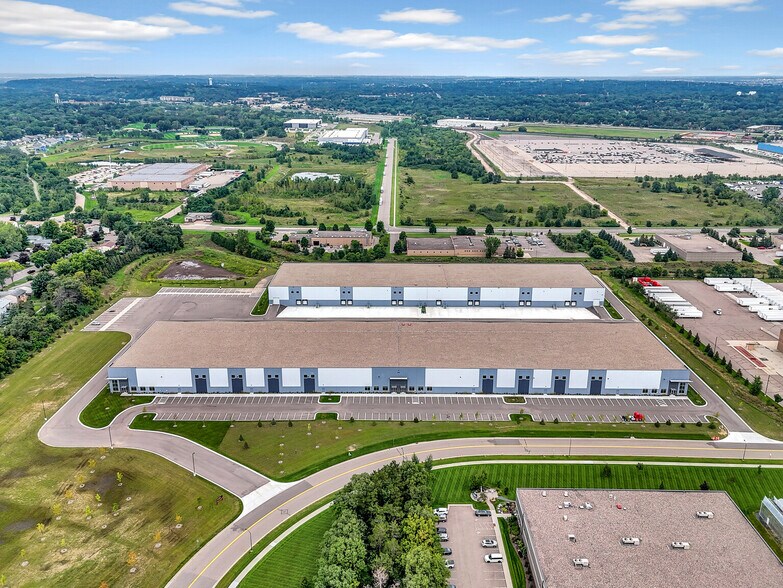 9700 Hemingway Ave S, Cottage Grove, MN for lease - Building Photo - Image 2 of 3