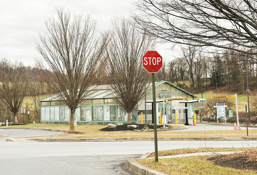 1900 Kaylor Rd, Hummelstown, PA à vendre - Photo du bâtiment - Image 2 de 3