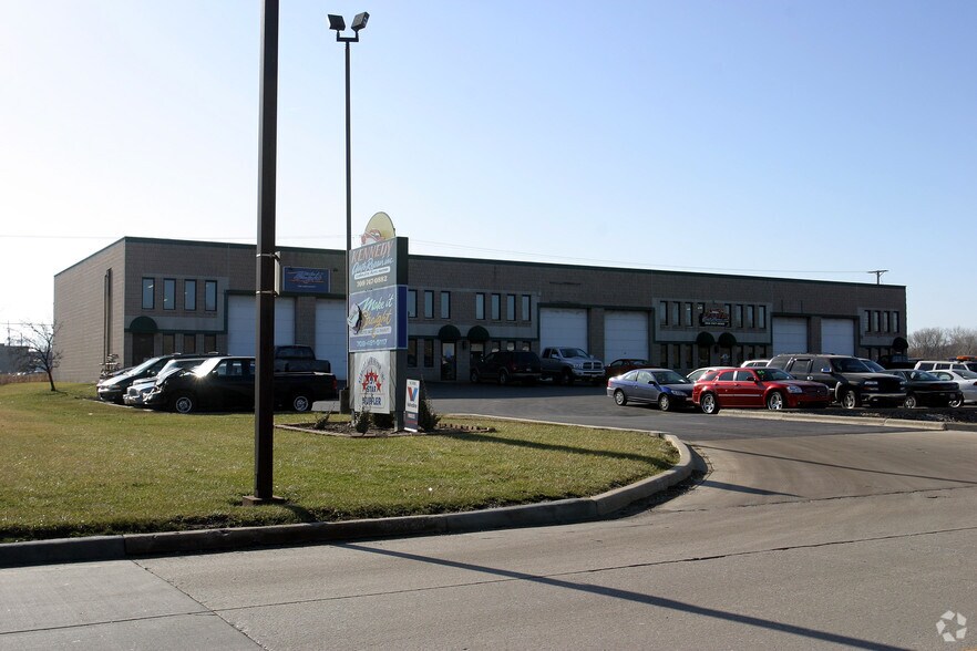 49-59 North St, Park Forest, IL à vendre - Photo du bâtiment - Image 1 de 1