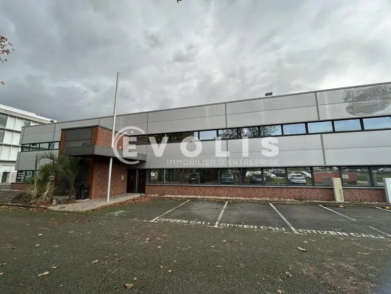 11 Avenue Neil Armstrong, Mérignac for lease Building Photo- Image 1 of 6