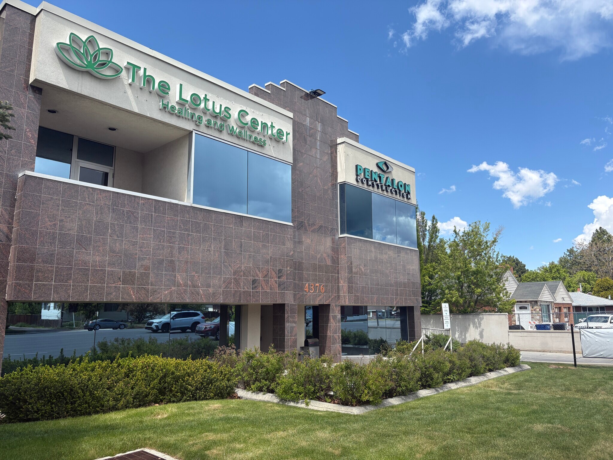 4376 S 700 E, Salt Lake City, UT for lease Interior Photo- Image 1 of 6