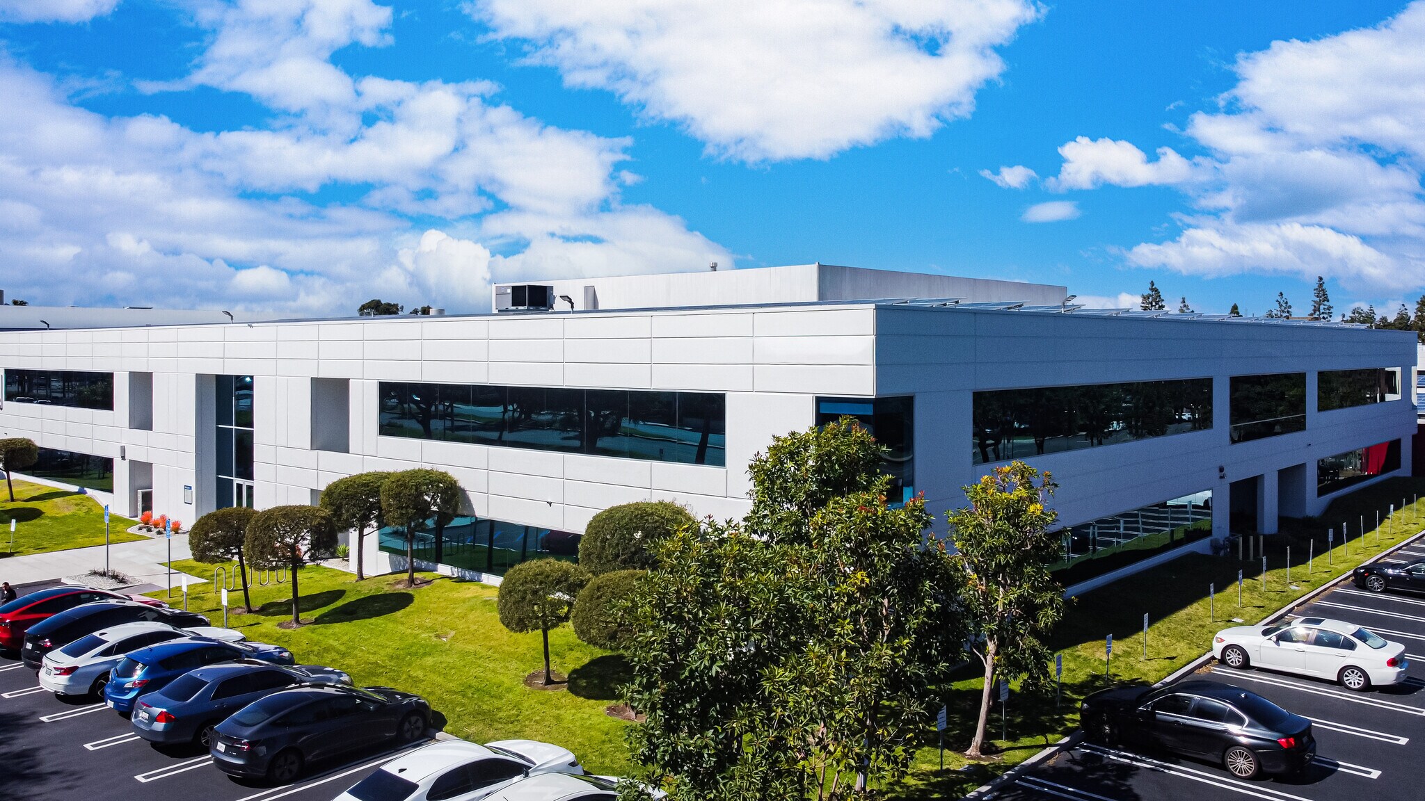 2015 Manhattan Beach Blvd, Redondo Beach, CA à louer Photo du bâtiment- Image 1 de 23