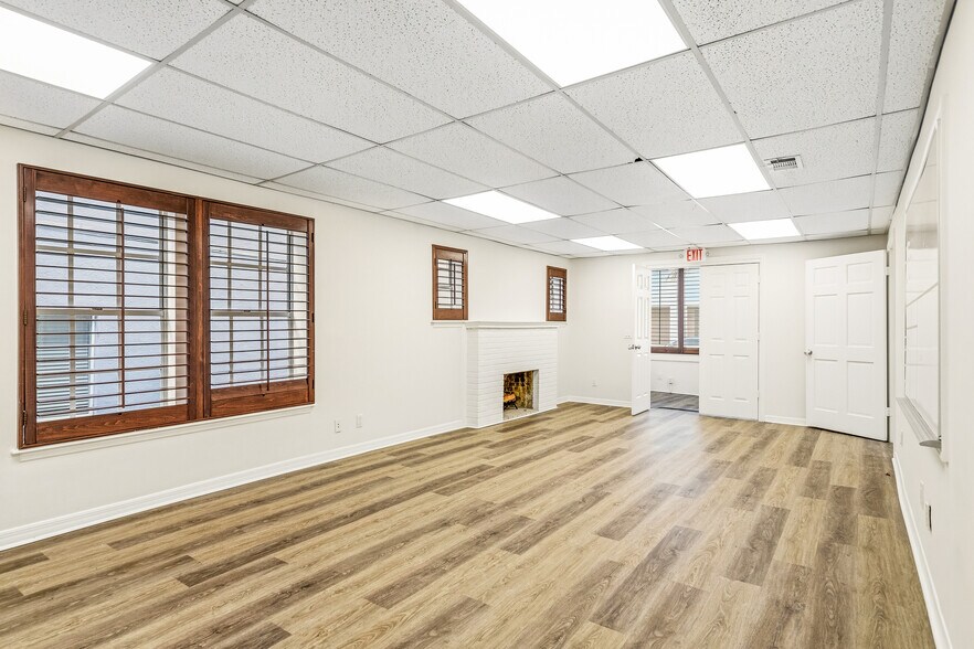 1507 20th St, Vero Beach, FL à louer - Photo du bâtiment - Image 3 de 69