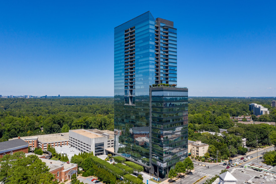 3630 Peachtree Rd NE, Atlanta, GA à louer - Photo du bâtiment - Image 1 de 26