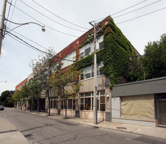 Plus de détails pour 10 Alcorn Ave, Toronto, ON - Bureau à louer