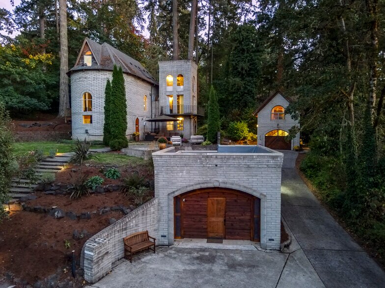 1820 E 28th Ave, Eugene, OR à vendre - Photo du bâtiment - Image 3 de 124