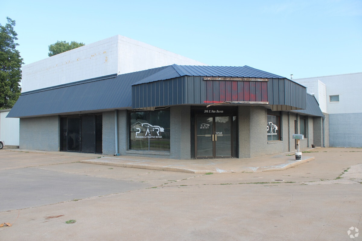320 S Van Buren St, Enid, OK for lease Building Photo- Image 1 of 3
