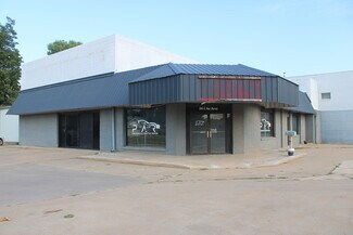 Plus de détails pour 320 S Van Buren St, Enid, OK - Commerce de détail à vendre
