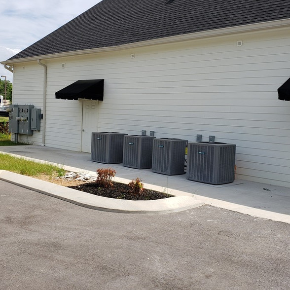 7385 Applegate Ln, Chattanooga, TN for lease - Building Photo - Image 2 of 82