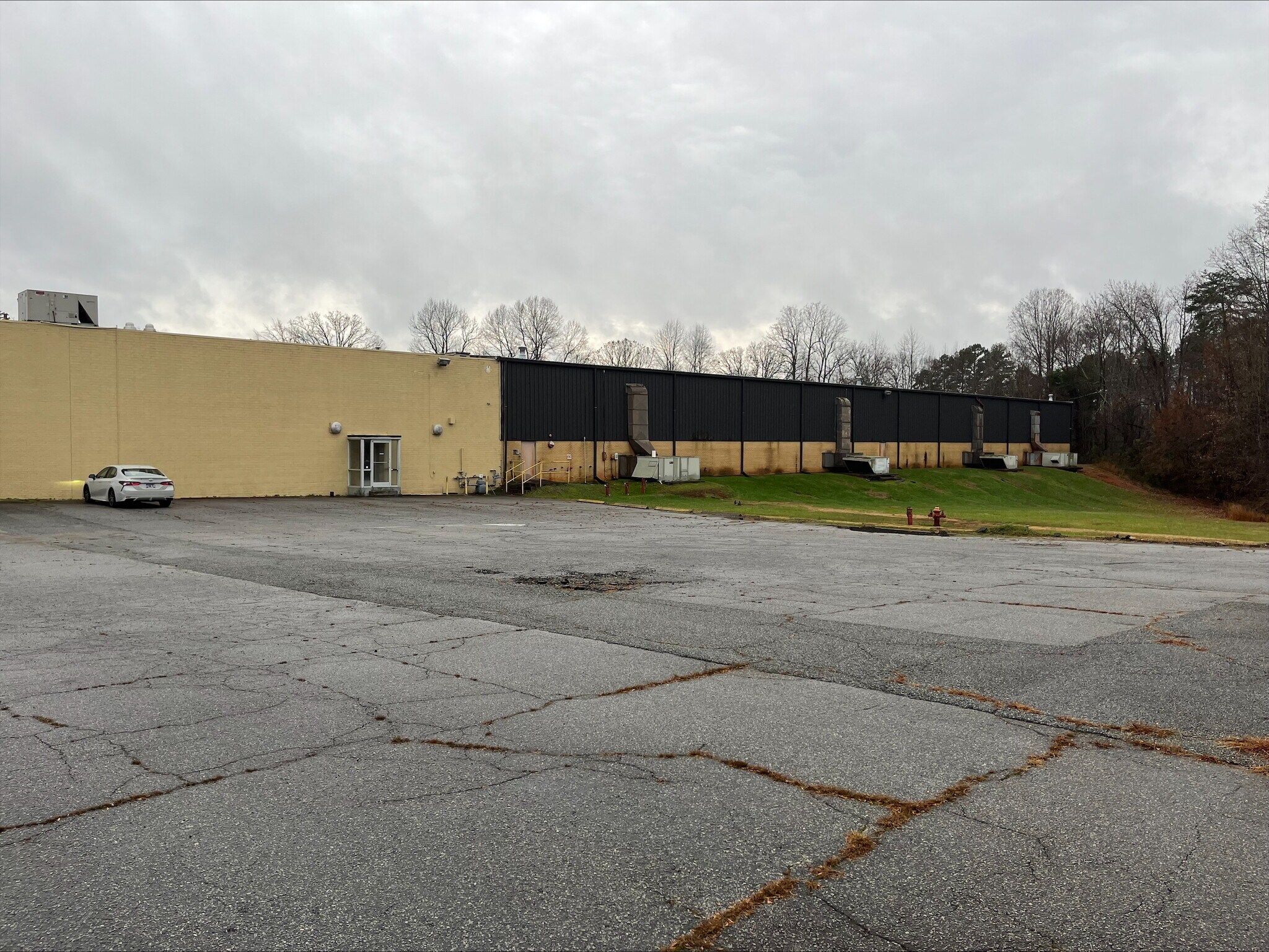 303 Albemarle St, Lexington, NC for lease Building Photo- Image 1 of 6