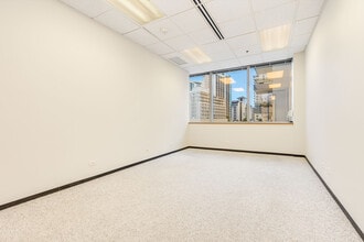 2155 Kalakaua Ave, Honolulu, HI for lease Interior Photo- Image 2 of 12