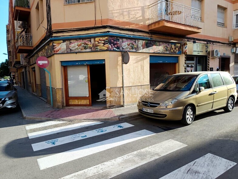 Carrer Maestro Ramis, 66, Novelda, Alicante for sale - Building Photo - Image 1 of 5