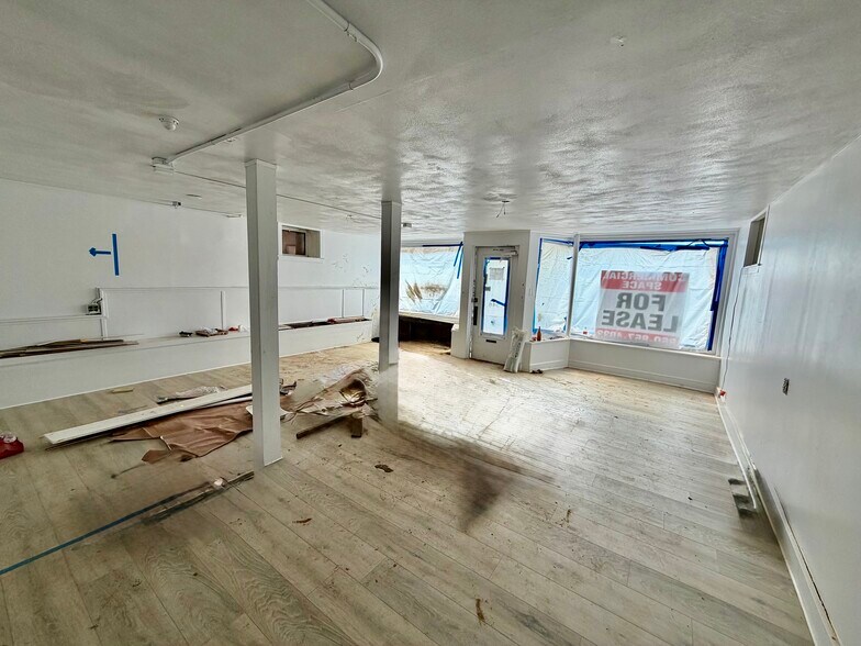 546 Thames St, Groton, CT à louer - Photo intérieure - Image 2 de 5
