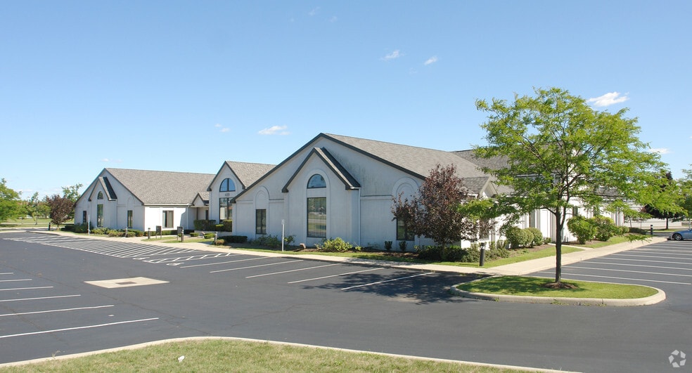 6333 Main St, Buffalo, NY for lease - Building Photo - Image 3 of 5