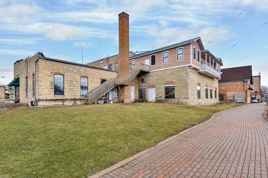 30 S Shumway Ave, Batavia, IL for lease - Building Photo - Image 3 of 65