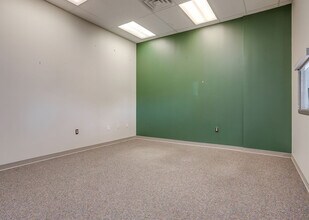 6710 Hawks Creek Ave, Westworth Village, TX for lease Interior Photo- Image 2 of 3