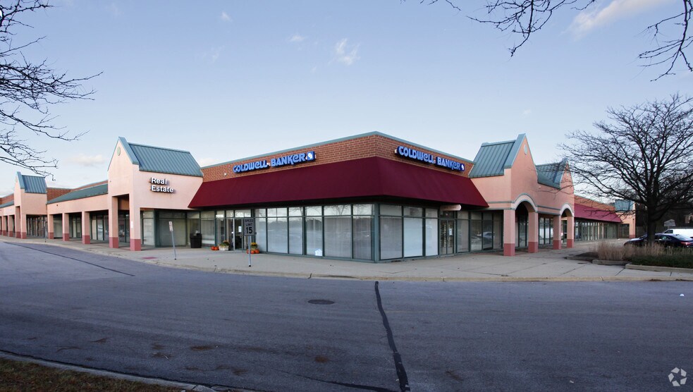 600-836 E Rand Rd, Arlington Heights, IL à louer - Photo principale - Image 2 de 9