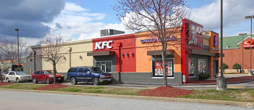 8340 Brook Rd, Richmond, VA for sale - Building Photo - Image 3 of 5