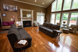 4632 KY-1043, South Shore, KY for lease Interior Photo- Image 2 of 4