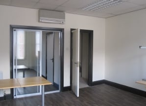 58 Duke St, Darlington for lease - Interior Photo - Image 2 of 5