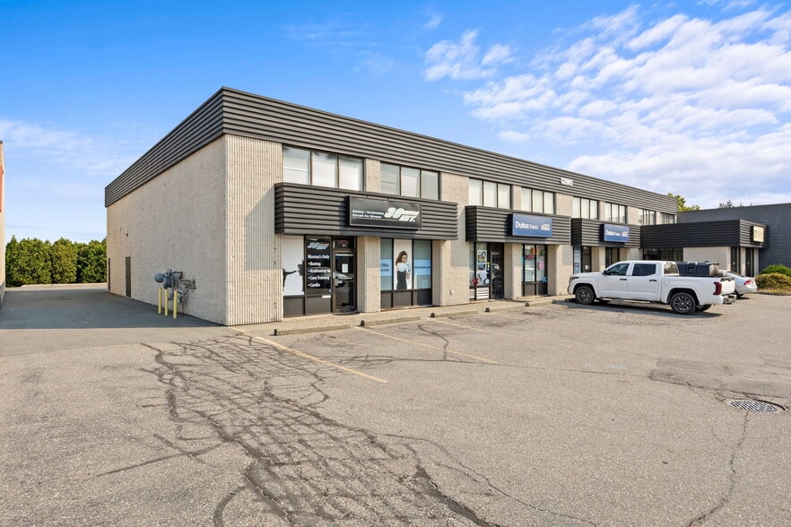 32905 Ventura Ave, Abbotsford, BC for lease - Building Photo - Image 2 of 8