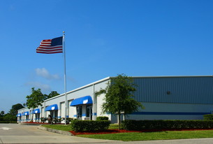 500 North Dr, Melbourne FL - Warehouse