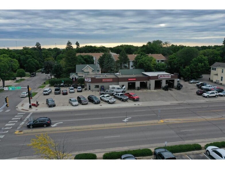 104 Litchfield Ave SE, Willmar, MN for sale - Primary Photo - Image 1 of 1
