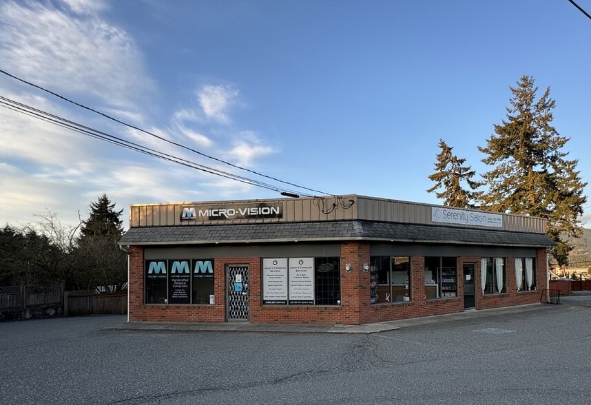 2127 Bowen Rd, Nanaimo, BC à vendre - Photo du bâtiment - Image 2 de 4