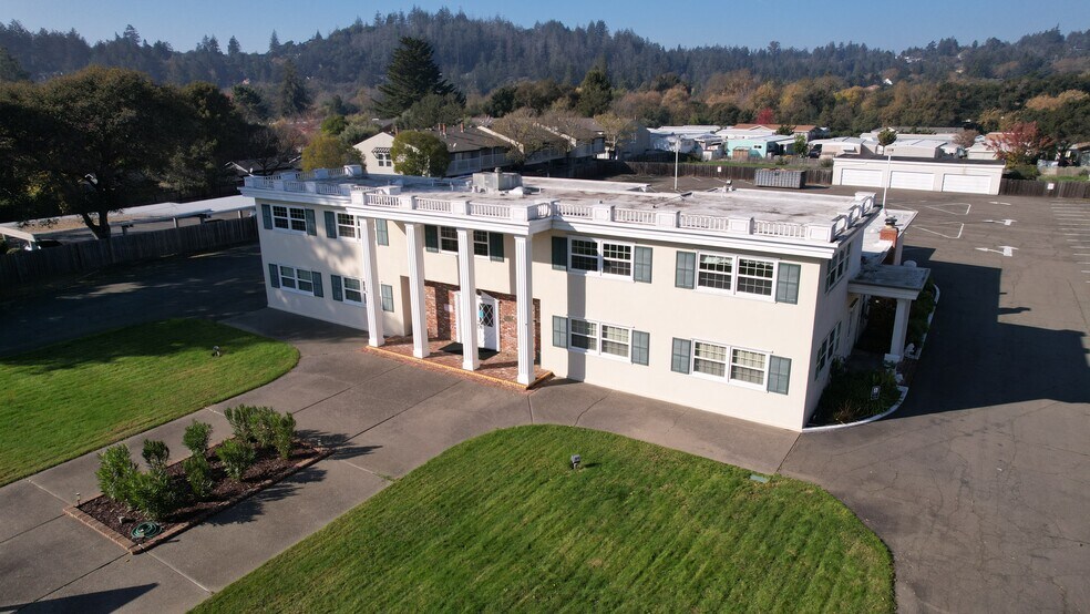 4321 Sonoma Hwy, Santa Rosa, CA à vendre - Photo du bâtiment - Image 2 de 20